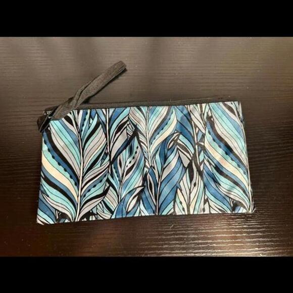 Handbags - Stylish Feather Print Cosmetic Bag